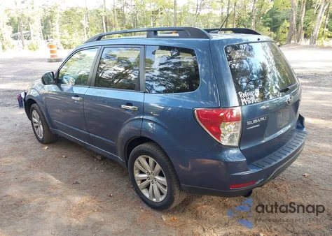 2011 Subaru Forester 2.5X Limited из США, поврежденный, VIN JF2SHAEC2BH706368